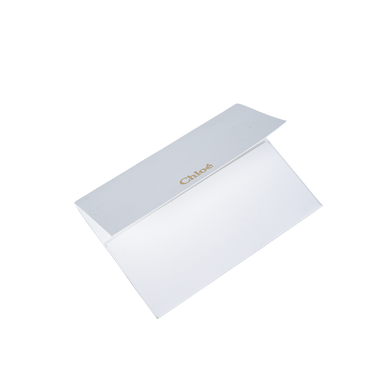 ป้ายแขวนกระดาษแข็งสีขาวสองชั้นสำหรับบรรจุภัณฑ์เสื้อผ้า